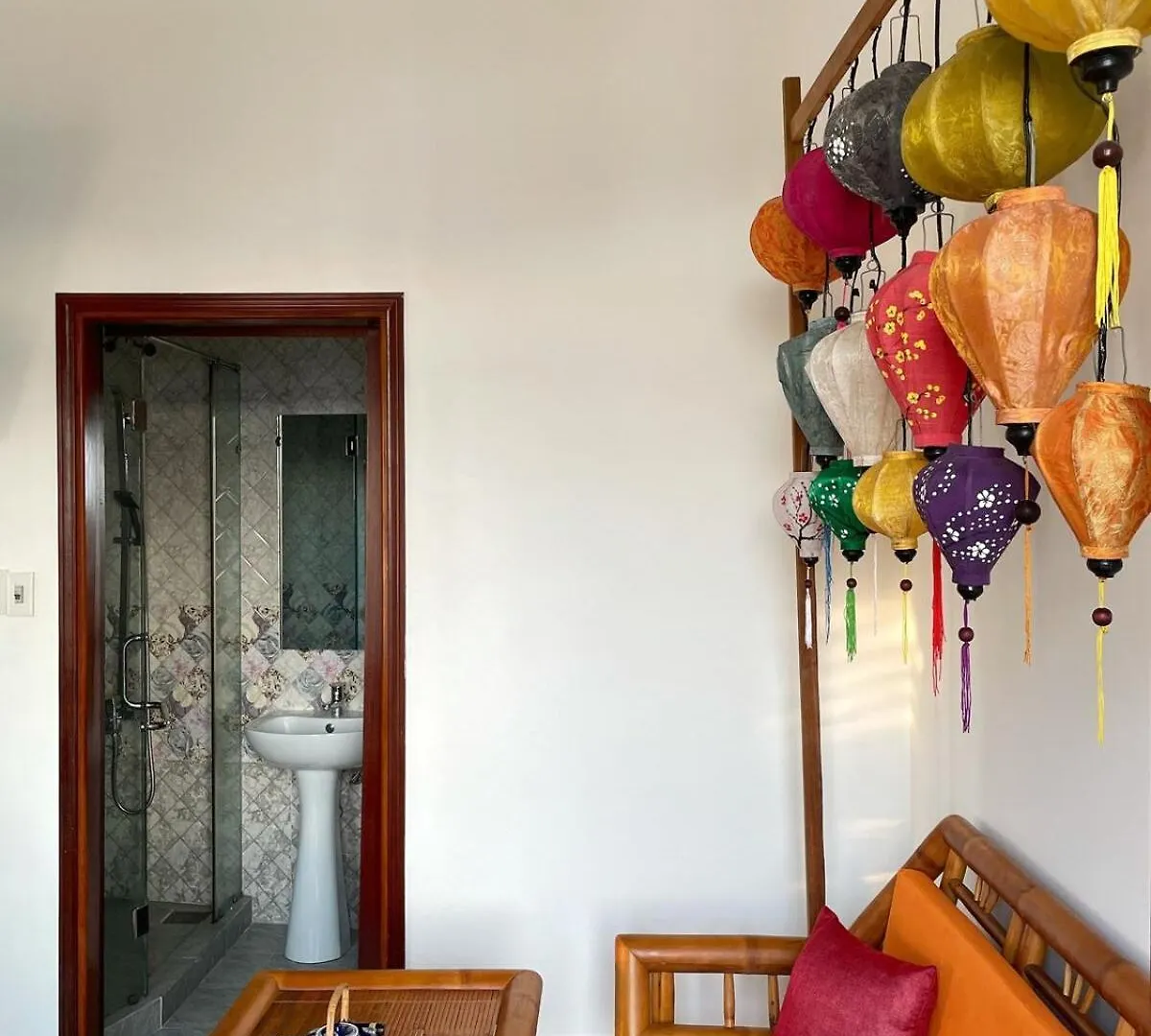Breezy And Spacious Room In The Central Of Old Town Hoi An Vietnam